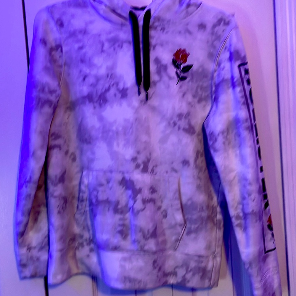 White Hollister Hoodie. Only warn once. Size Small I’m women